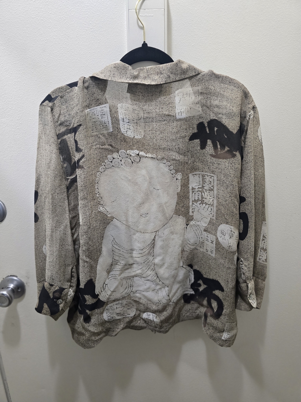 ​Chico's Design 100% Silk Asian-Inspired Buddha Blouse - Forearm Length Sleeves - Picture 5 of 9